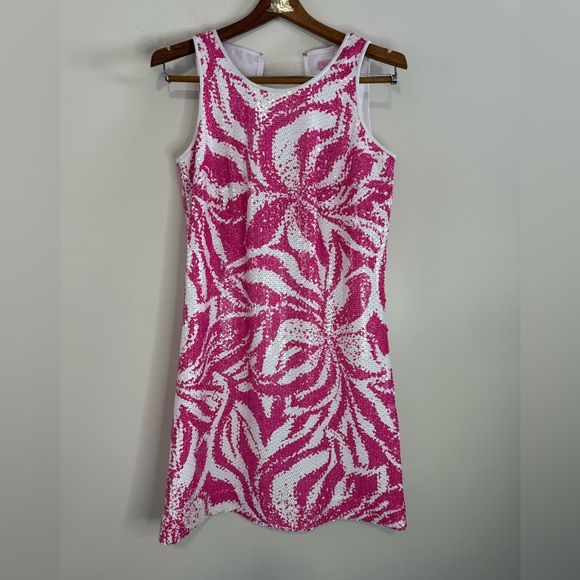 Lilly Pulitzer Dresses & Skirts - Lilly Pulitzer Airbella sequin shift dress  Pink &White Patterned Dress size 6
